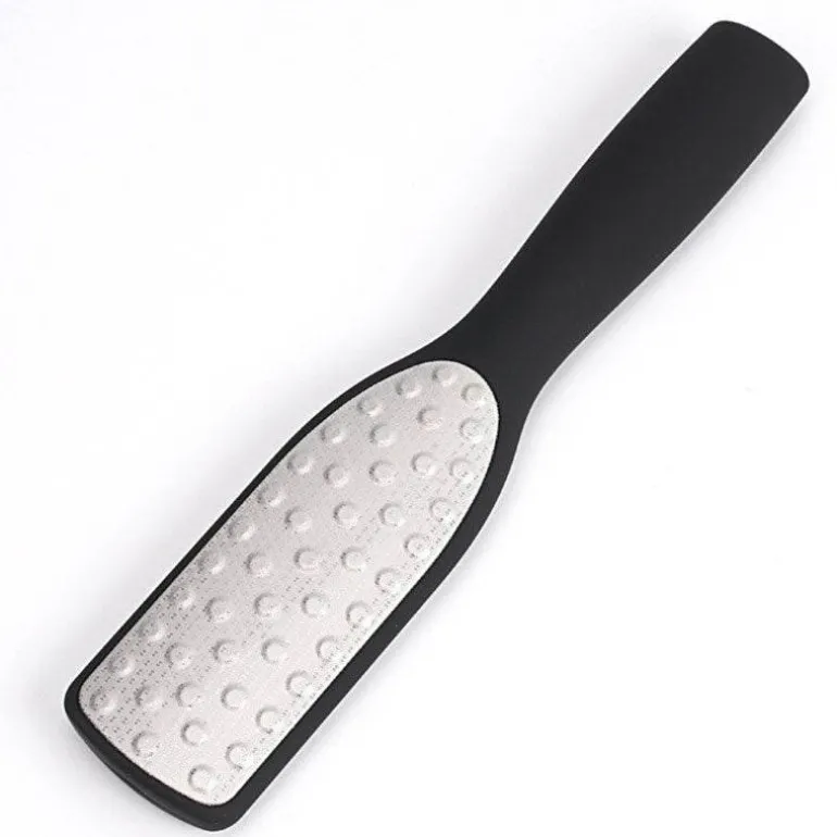 Abgestorbene Hautzellen entfernen - Professionelles Fußpflege-Peeling