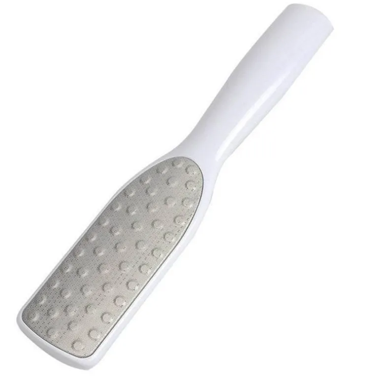 Abgestorbene Hautzellen entfernen - Professionelles Fußpflege-Peeling