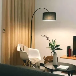 Adjustable Modern Floor Lamp - Versatile Overhead Lighting Solution