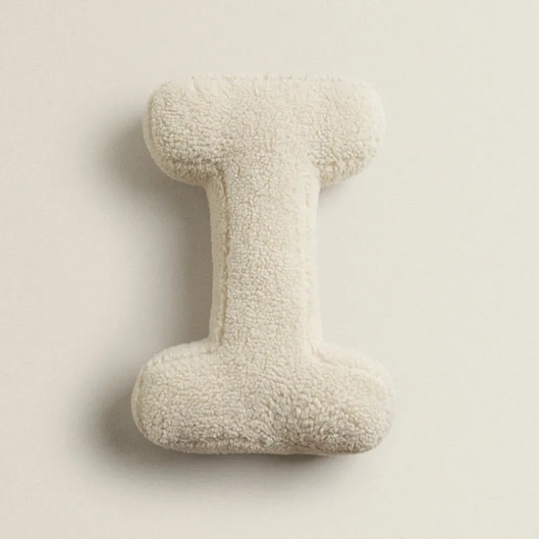 Alphora Alphabet Letter Fleece Pillow – Cozy Decorative A-Z Cushions