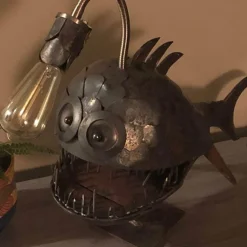 Anglerfisch-Schreibtischlampe – Kreatives Eisen-Dekorlicht