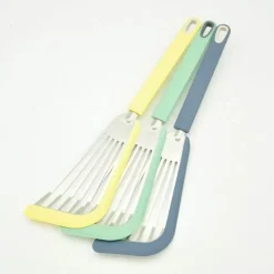 Antihaftbeschichteter Silikonspatel – Kochwender aus Stahl