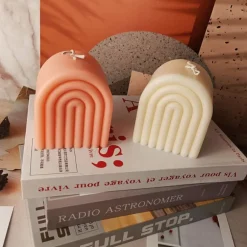 Aromara Arched Soy Scented Candle – Freesia, Rose & Wild Bluebell