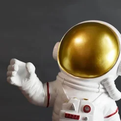 Astronaut Table Lamp - Minimal Resin Design