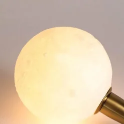 Astronauten-Tischlampe – Weltraumdekor aus Kunstharz