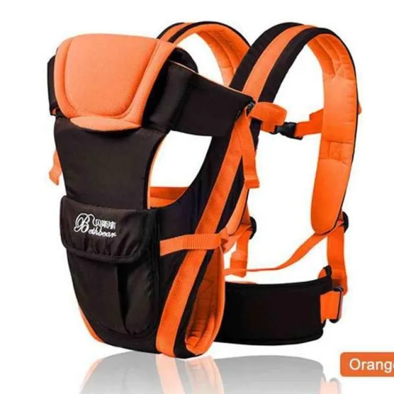 Atmungsaktive 4-in-1-Babytrage mit Frontansicht
