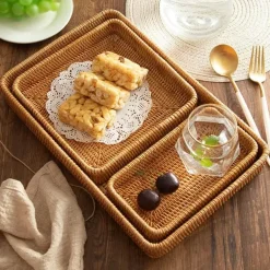 Aufbewahrungstablett aus Rattangeflecht – quadratische Speiseplatte als Küchendekor