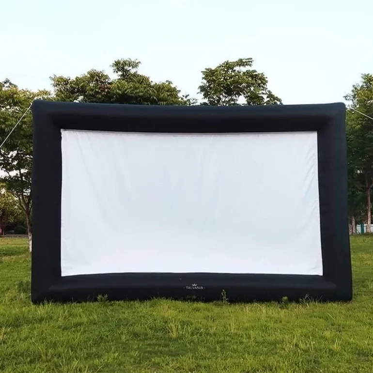 Aufblasbare Outdoor-Filmleinwand – Perfekt für den Filmabend