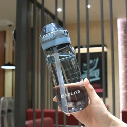 Auslaufsichere Wasserflasche – Easy Lock Design