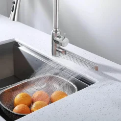 Ausziehbarer Regenwasser-Küchenhahn – Modernes Wasserfall-Design