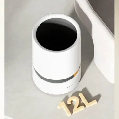 Automatischer Mülleimer mit freihändiger Bedienung und Beutelspender – praktische Lösung zur Abfallentsorgung