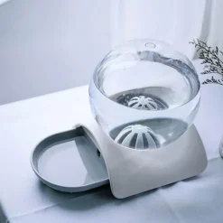 Automatischer Wasserspender für Haustiere – Blasendesign für Katzen und Hunde