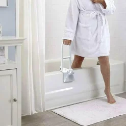 Badewannengriff für Senioren – Sicherer Halt im Badezimmer