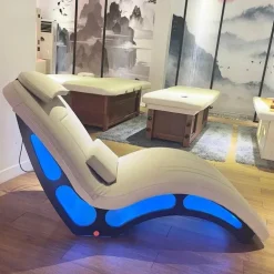 Beheizter Massagesessel mit LED-Beleuchtung
