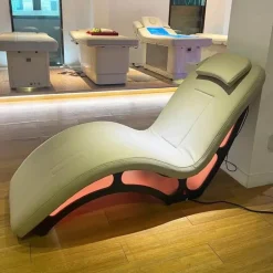 Beheizter Massagesessel mit LED-Beleuchtung
