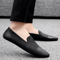 Bequeme Leder-Slipper für Herren