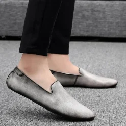 Bequeme Leder-Slipper für Herren