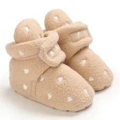 Bequeme, warme Winterstiefel für Babys