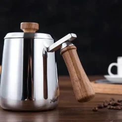 Übergießkessel mit Schwanenhals – Edelstahl mit Holzgriff