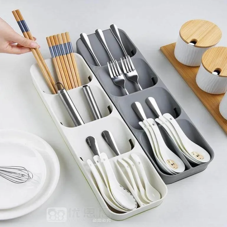 Besteck-Organizer – verstecktes mehrschichtiges Design