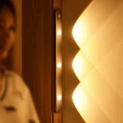 Bewegungssensor USB-Schrankleuchte - LED-kabelloses Nachtlicht