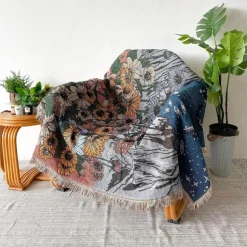 Böhmische Überwurfdecke - Geometrischer Wandteppich-Sofabezug mit Quasten