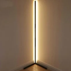 Bluetooth LED Gaming Stehlampe – Ambientelicht für Gaming-Setup