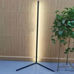 Bluetooth LED Gaming Stehlampe – Ambientelicht für Gaming-Setup