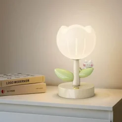 Blumen-Tischlampe – Niedliche dekorative Leuchte