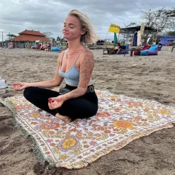 Boho Blumendecke - Gemütliches Sofadekor