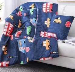 Bunte Cartoon-Kissendecke - 2-in-1-Plüschüberwurf