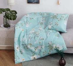 Bunte Cartoon-Kissendecke - 2-in-1-Plüschüberwurf