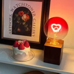 Bunte LED-Nachtlichtbirne - Kreative Akzentlampe