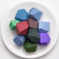 Buntes Stapelspiel aus Holz – Intelligentes Spielset für Kinder