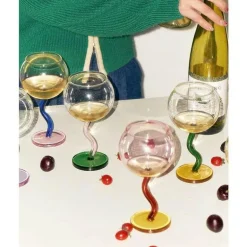Buntes Weinglas mit gedrehtem Stiel – 300 ml Kelch