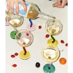 Buntes Weinglas mit gedrehtem Stiel – 300 ml Kelch