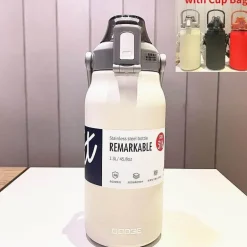 Camping-Thermoskanne aus Edelstahl mit integriertem Strohhalm