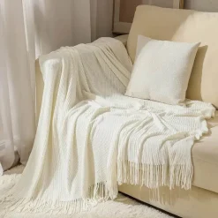 Chenille-Strickdecke – weicher, kühlender Sofabezug mit Quasten am Bettende