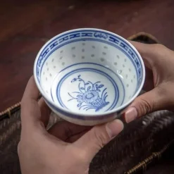 Chinesische Orchideen-Drachenschale – Traditionelle Dessertschale aus blau-weißem Porzellan
