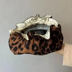 Clarissa Kosmetiktasche – Stilvolle Make-up-Tasche für die Reiseorganisation