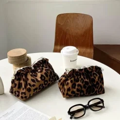 Clarissa Kosmetiktasche – Stilvolle Make-up-Tasche für die Reiseorganisation