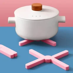 Cleverer faltbarer Küchenuntersetzer – platzsparendes Trinkgeschirr-Zubehör