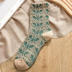 Cottagecore Vintage Stricksocken - Cozy Rosedale Footwear
