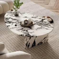 Couchtisch aus Jessamine-Marmor – Elegantes, modernes Herzstück