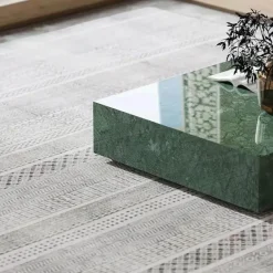 Couchtisch aus Smaragdmarmor – Stilvoller Akzenttisch aus Stein