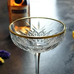 Coupe-Kelch mit Goldrand – Elegantes Champagner-Cocktailglas