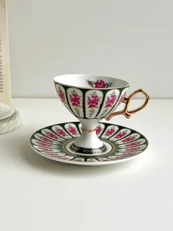 Court Style Latte Cappuccino-Tassen-Set mit Untertasse – Elegantes Teetassen-Set