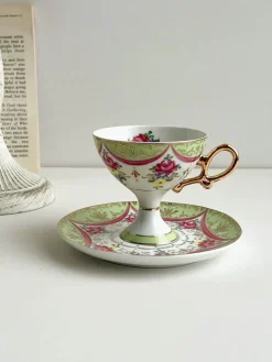 Court Style Latte Cappuccino-Tassen-Set mit Untertasse – Elegantes Teetassen-Set