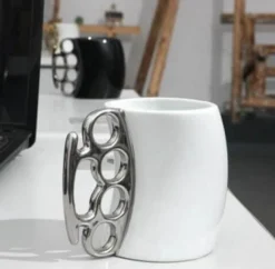 Creative Fist Mug – Einzigartige Kaffeetasse