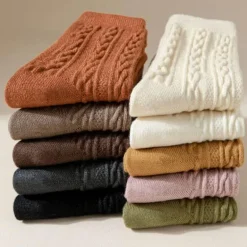 Crew-Socken mit Zopfmuster – Stilvolle, bequeme Socken für jeden Tag